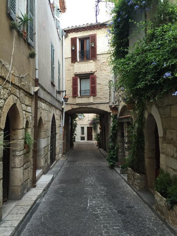 Maisonnette Medievale By Icasamia Lägenhet Antibes Rum bild